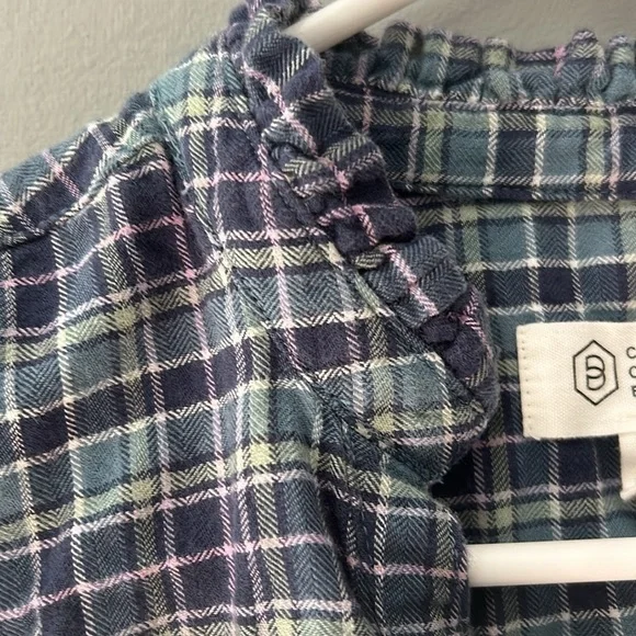 Candace Cameron Bure plaid flutter sleeve ruffle collar small top - Picture 6 of 7